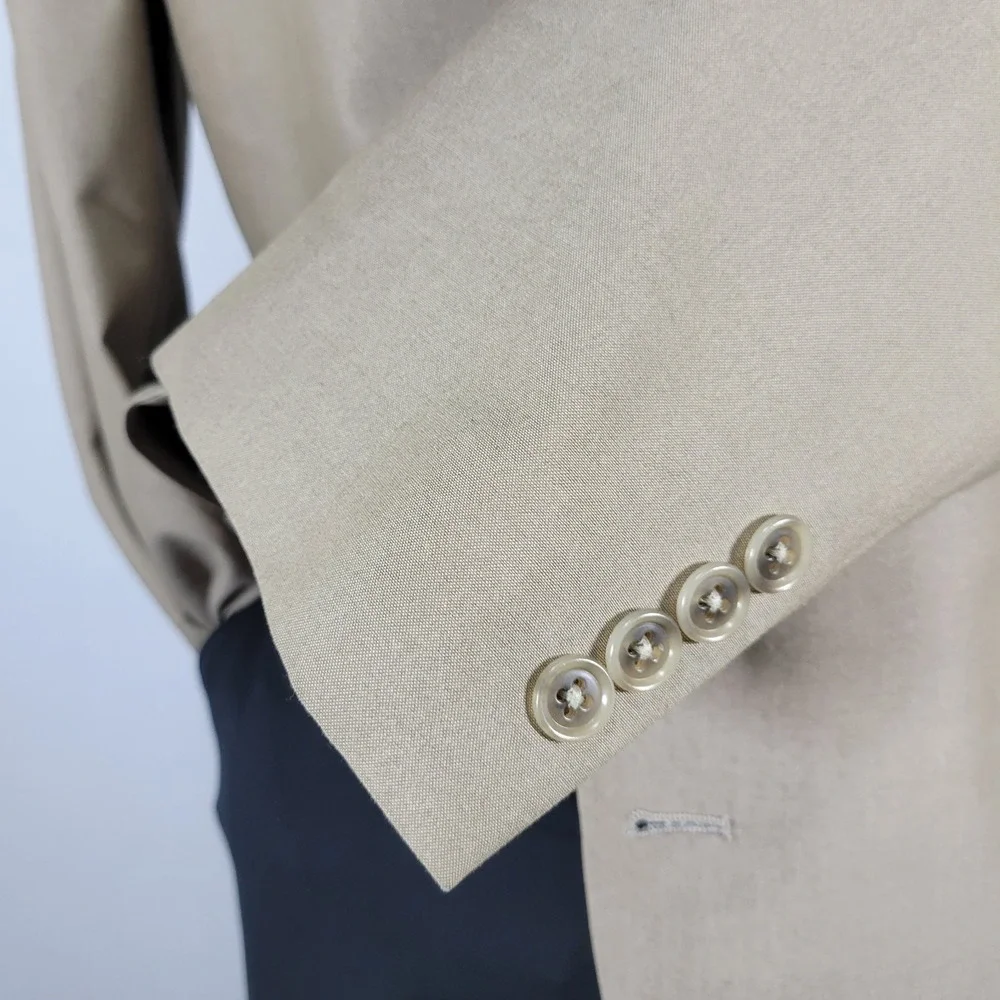 Andrew Fezza‎ Men's Sport Coat Blazer Two Button Beige Polyester Blend Size 44L